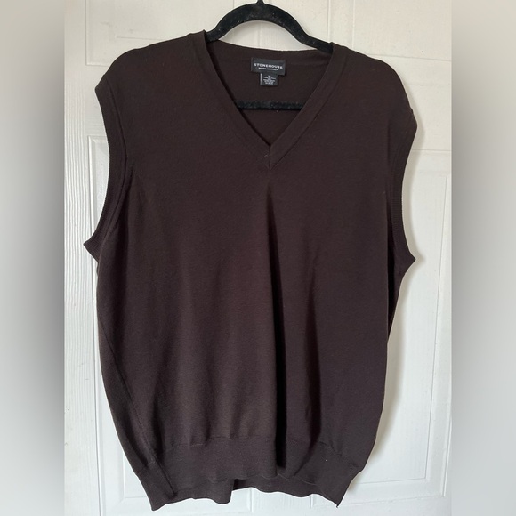 Stonehouse Merino Wool Sweater vest - Picture 1 of 5
